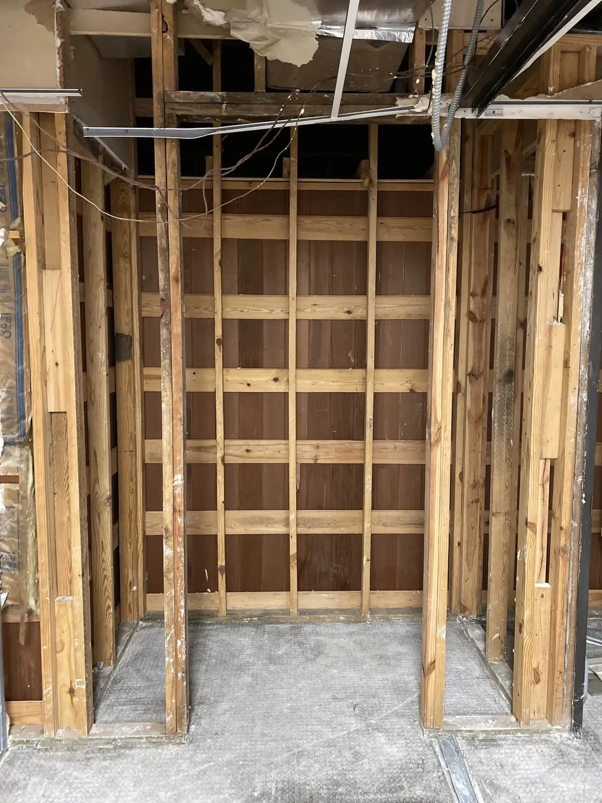 Flood mitigation work in a commercial office.